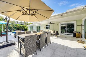 2 Mi to Deerfield Beach: Home w/ Outdoor Oasis!