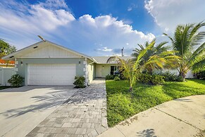 2 Mi to Deerfield Beach: Home w/ Outdoor Oasis!