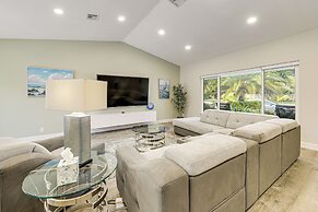 2 Mi to Deerfield Beach: Home w/ Outdoor Oasis!