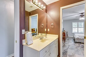 4 Mi to Beach: Family-friendly Home in Navarre