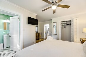 2 Mi to Downtown: Pet-friendly Home in New Bern!