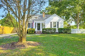 2 Mi to Downtown: Pet-friendly Home in New Bern!