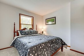 11 Mi to Dtwn Columbus: Peaceful Townhome w/ Yard!