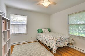 1 Mi to Friendly Center: Greensboro Family Home