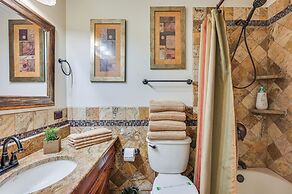 Lakefront Lutz Home w/ Hot Tub: 15 Mi to Tampa