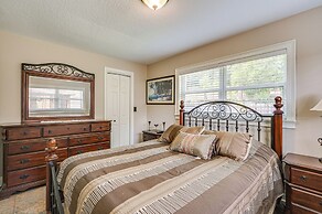 Lakefront Lutz Home w/ Hot Tub: 15 Mi to Tampa