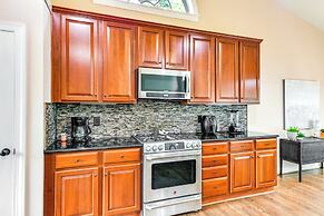 2 Mi to Lake Norman: Home w/ Deck in Huntersville!