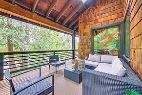 Harstine Island Home w/ Hot Tub & Beach Access!