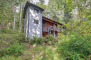 Harstine Island Home w/ Hot Tub & Beach Access!