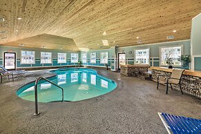 Emerald Isle Condo Near Beach w/ Screened Porch!