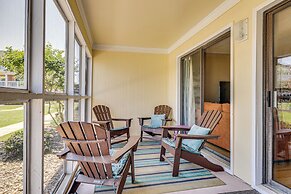 Emerald Isle Condo Near Beach w/ Screened Porch!