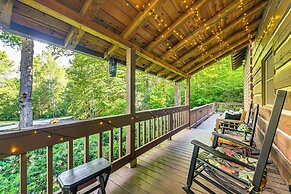 Hot Tub & Fire Pit: Cozy Cabin in Maggie Valley