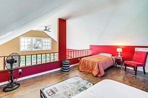 Waterfront Bellingham Bliss: Steps to Beach!