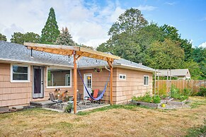 Guest Suite in Portland Area w/ Shared Patio