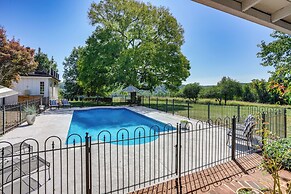 Cottage w/ James River Access in Wingina!