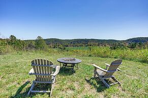 Cottage w/ James River Access in Wingina!