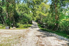 Cottage w/ James River Access in Wingina!