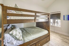 Walk to Beach: Corpus Christi Gem on Padre Island!