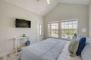 Walk to Beach: Corpus Christi Gem on Padre Island!