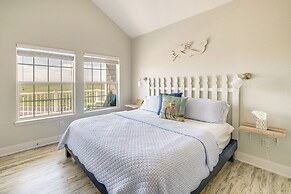 Walk to Beach: Corpus Christi Gem on Padre Island!