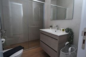 WealthyStays Nicosia Heights