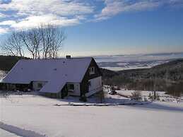 Marie Pavla With 7 Bedrooms and 4 Bathrooms