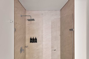 w Prestigious 1BR w Balcony in Usaquen