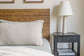 202 Lakelodge 4 Bedroom Condo