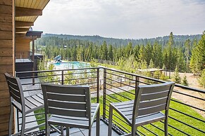 202 Lakelodge 4 Bedroom Condo