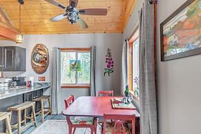 Cabin In The Woods 2 Bedroom Cabin