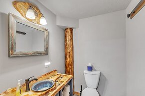 Cabin In The Woods 2 Bedroom Cabin