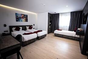 Coast Hotel