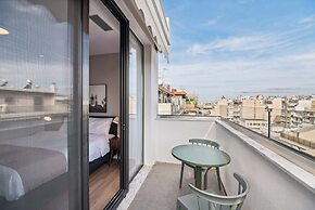 limehome Piraeus Olive