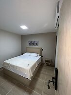 LAURELES INN