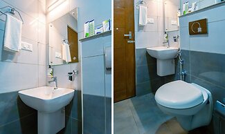 Treebo Sree Varshavilas Regency