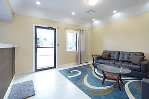 Budget Inn By OYO San Augustine