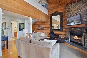 Lakeside Condos by Park City Vacations