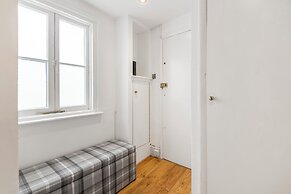 Brighton Courtyard boutique