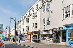 Brighton Courtyard boutique