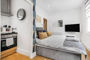 Brighton Courtyard boutique