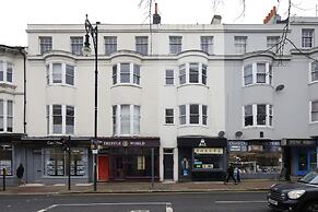 Brighton Courtyard boutique
