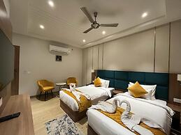 Hotel Three Seasons
