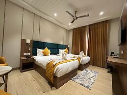Hotel Three Seasons