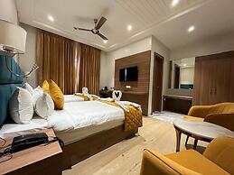 Hotel Three Seasons