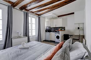 Furnished Studio in Le Marais