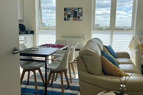 Modern Apartment All Amenities Greater London