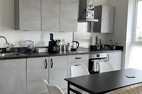 Modern Apartment All Amenities Greater London