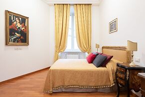Elegant Salandra Suite