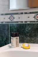 Elegant Salandra Suite