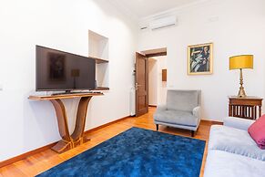 Elegant Salandra Suite